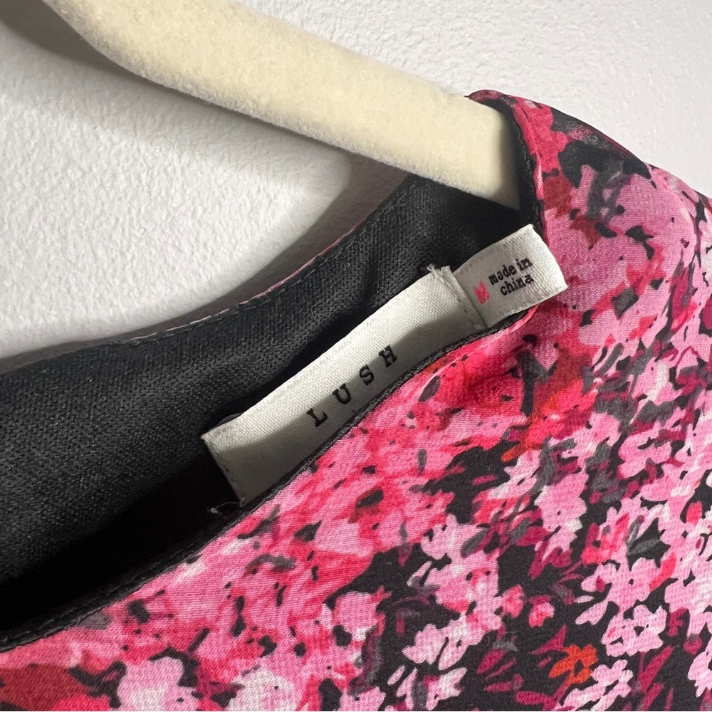 LUSH Floral Chiffon Long Sleeve Dress, Size M, Open Back Elegance! - Picture 13 of 15